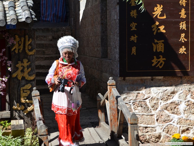 A young woman in her ethnic costume.