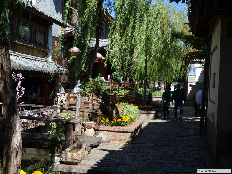 A view of one of the many streets in town.